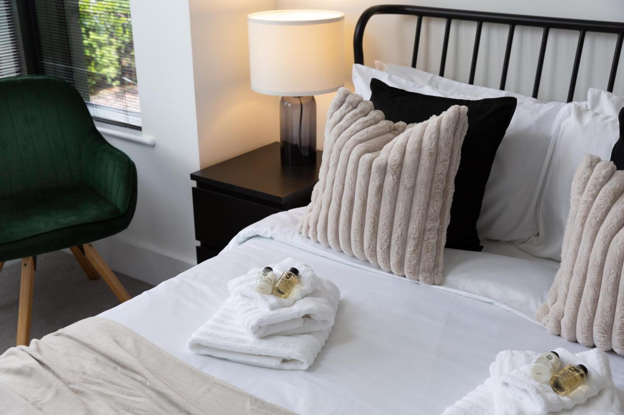 London Mews, Modern Apartment - Sleeps 4 요크 외부 사진