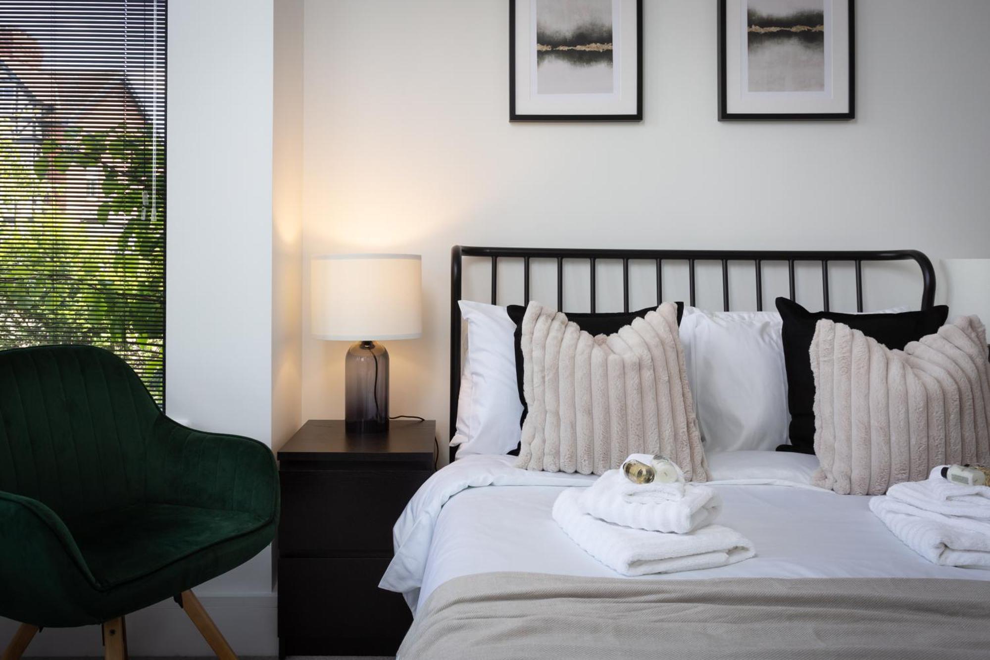 London Mews, Modern Apartment - Sleeps 4 요크 외부 사진